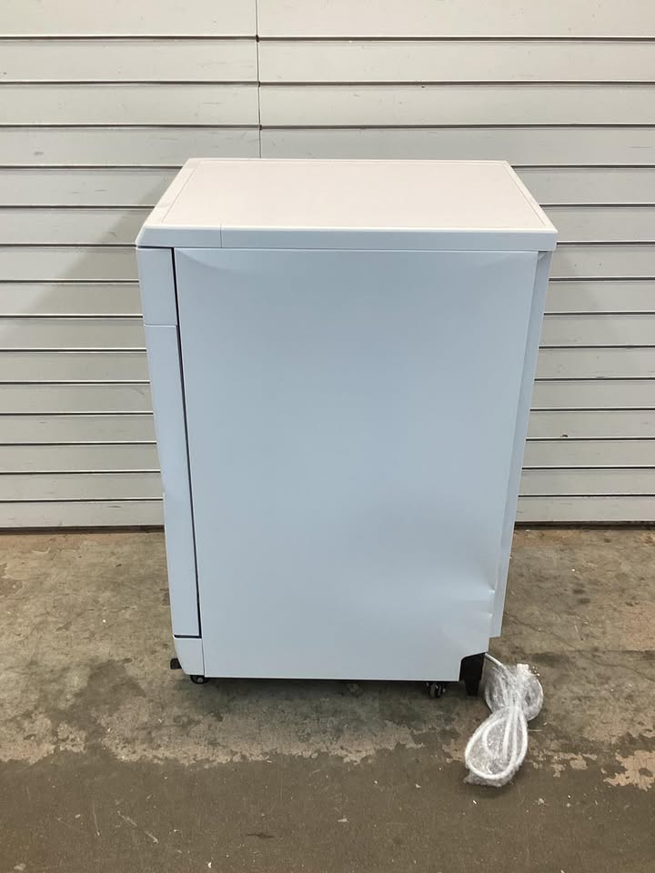 Hamilton Beach 18 in. White Electronic Portable 120-volt Dishwasher with 3-Cycles with 8 Place Settings Capacity