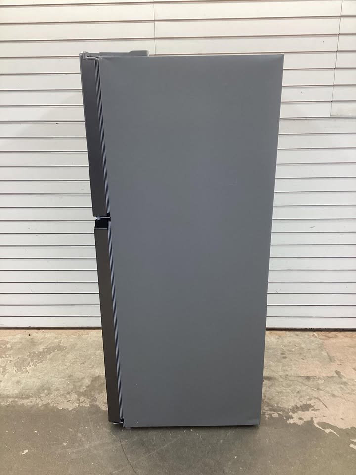 Frigidaire 10 cu. ft. Top Mount Frost-Free Refrigerator