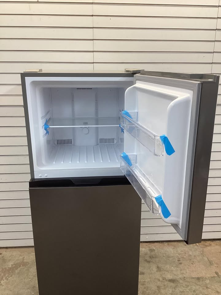 Frigidaire 10 cu. ft. Top Mount Frost-Free Refrigerator