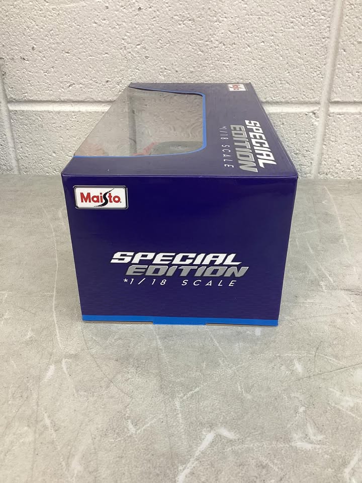 Maisto Special Edition 1:18 Scale Porsche 911 Targa 4 GTS (992.2)