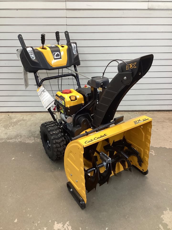 Cub Cadet 2X 24 in. 243cc IntelliPower Two-Stage Electric Start Gas Snow Blower