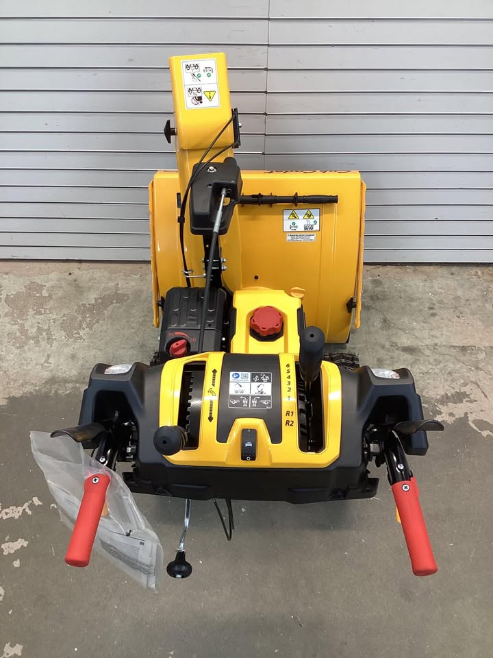 Cub Cadet 2X 26 in. HD 272 cc IntelliPower 2-Stage Electric Start Snow Blower