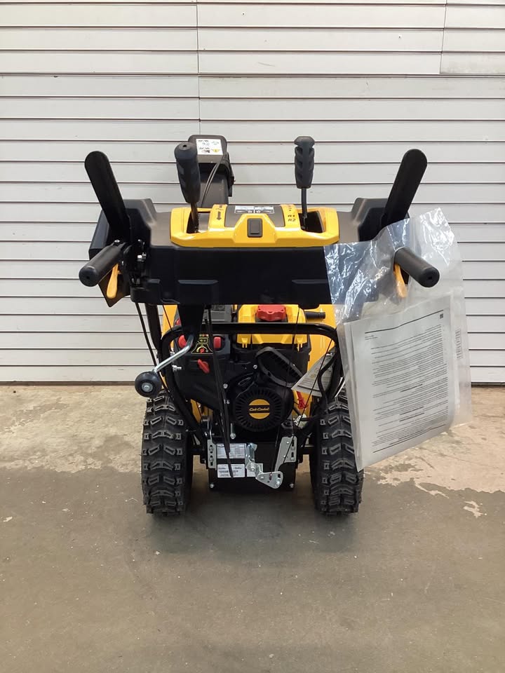 Cub Cadet 2X 24 in. 243cc IntelliPower Two-Stage Electric Start Gas Snow Blower