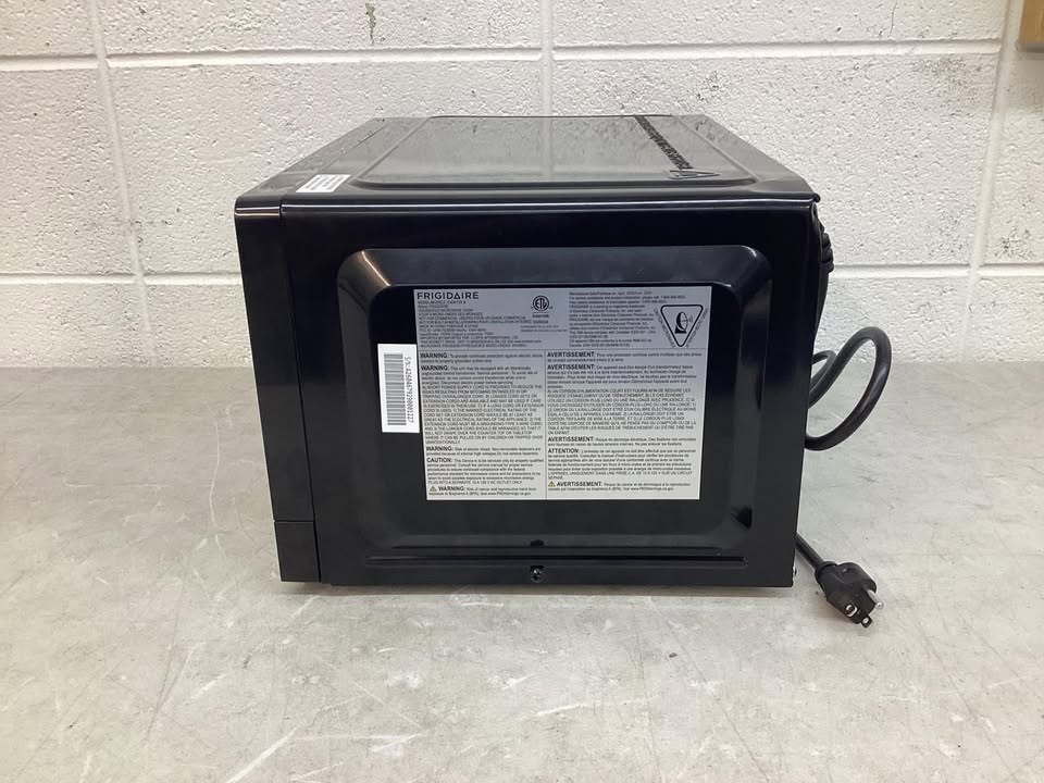 Frigidaire 0.7 cu. ft. Countertop Microwave in Stainless Steel