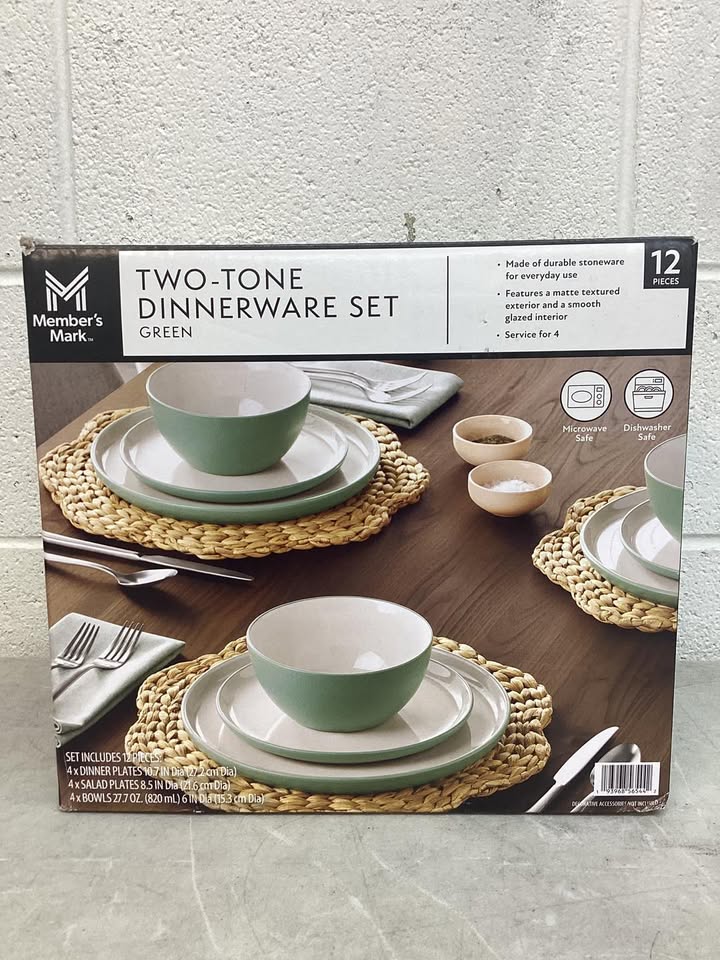 Member's Mark 12-Pieces Stoneware Two-Tone Dinnerware Set