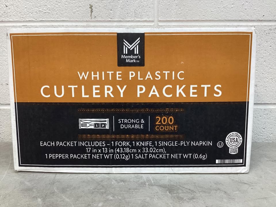 Member's Mark White Plastic Cutlery Packets 200 ct.