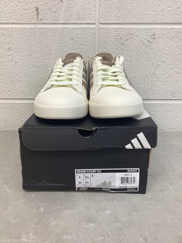 Adidas Women's Grand Court 3.0, Size 8