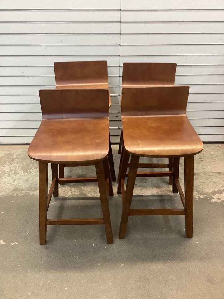 Costway 24.5" Counter Height Bar Stools Set of 4 with Footrest Solid Rubber Wood Legs Walnut