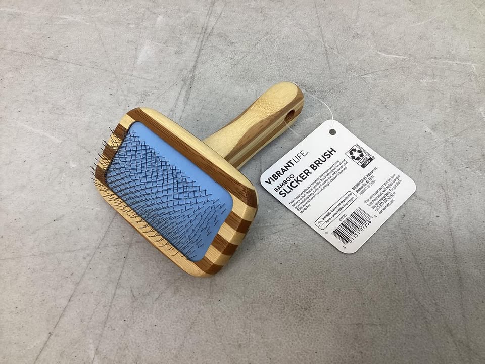 Vibrant Life Bamboo Cat Slicker Grooming Brush