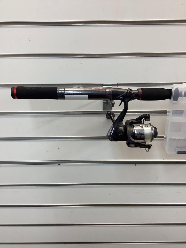 Ugly Stik Catch Ugly Fish 6’6” Walleye Spinning Combo with Tackle Box Fishing Rod