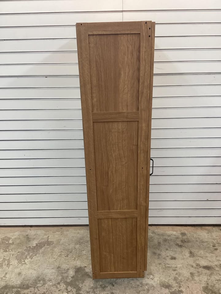 Highland Oak Storage Pantry