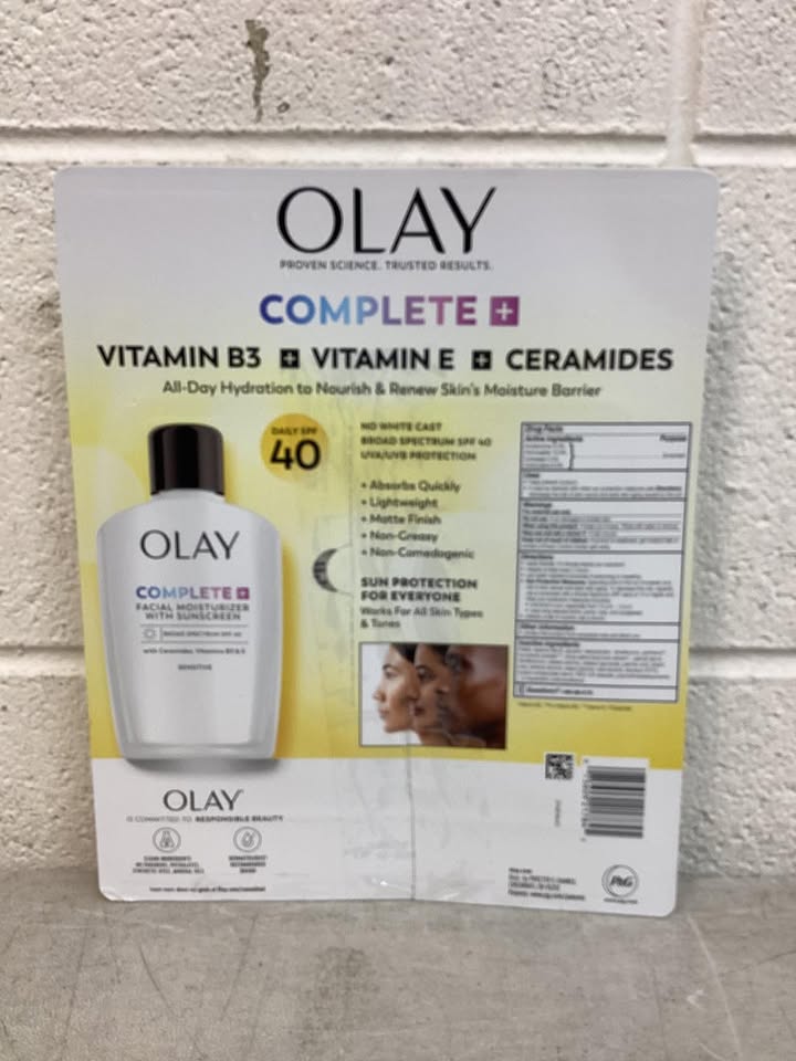 Olay Complete + Sensitive Moisturizer, SPF 40, 6 fl. Oz., 2 pk.