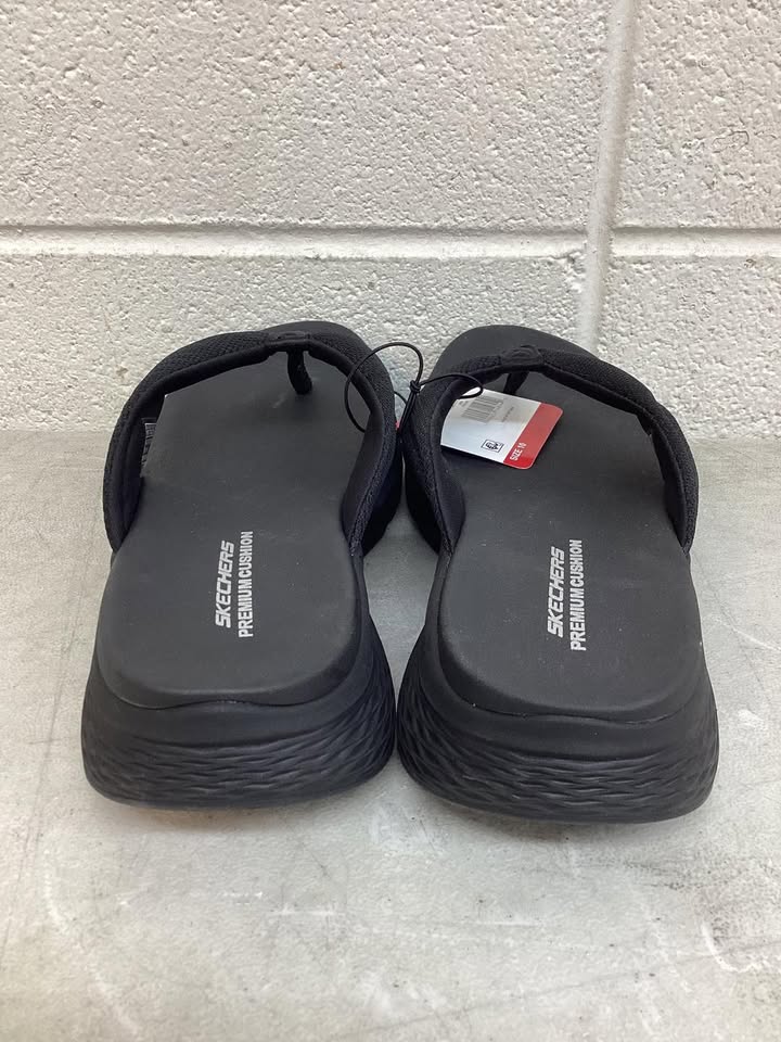 Skechers Women's Flip-Flop, Size 10