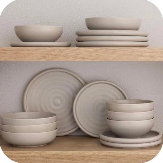 Member's Mark 16-Piece Bubble Reactive Dinnerware Set
