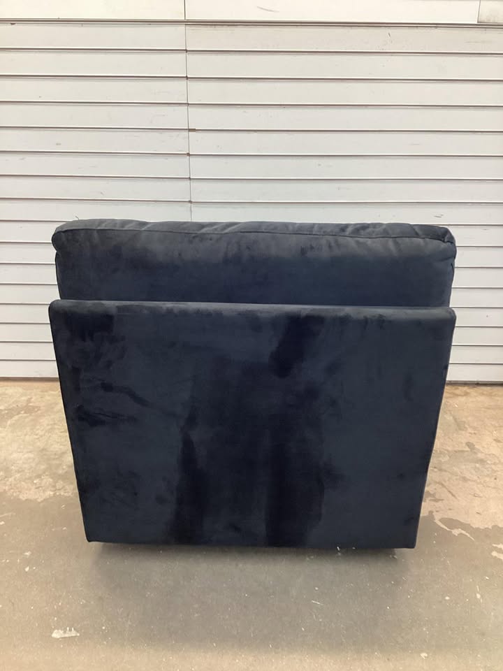 Plush Oversized Seat, Black