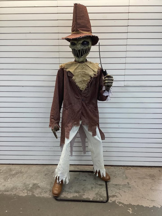 Home Accents Holiday 6.5 FT Grave & Bones Animated LED Soul Slasher