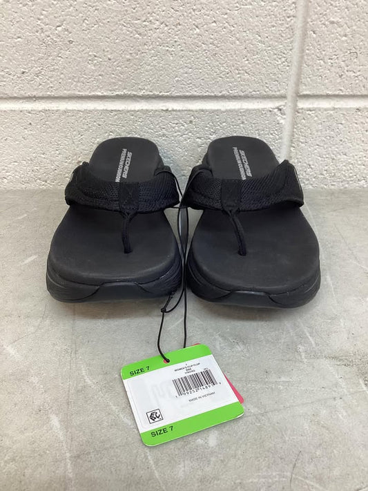 Skechers Women's Flip-Flop, Size 7