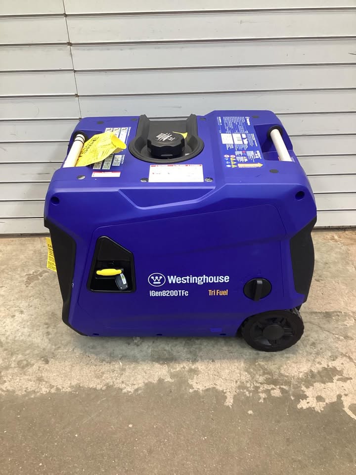 Westinghouse 8,200-Watt Peak 6600 Running Watt Remote Electric Start Tri Fuel Gas, Propane, Natural Gas Powered Inverter Generator with CO Sensor
