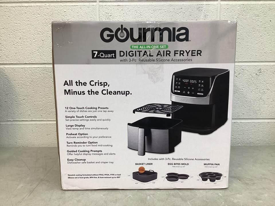 Gourmia 7-Quart Digital Air Fryer, Includes 3-Piece Silicone Accessory Set