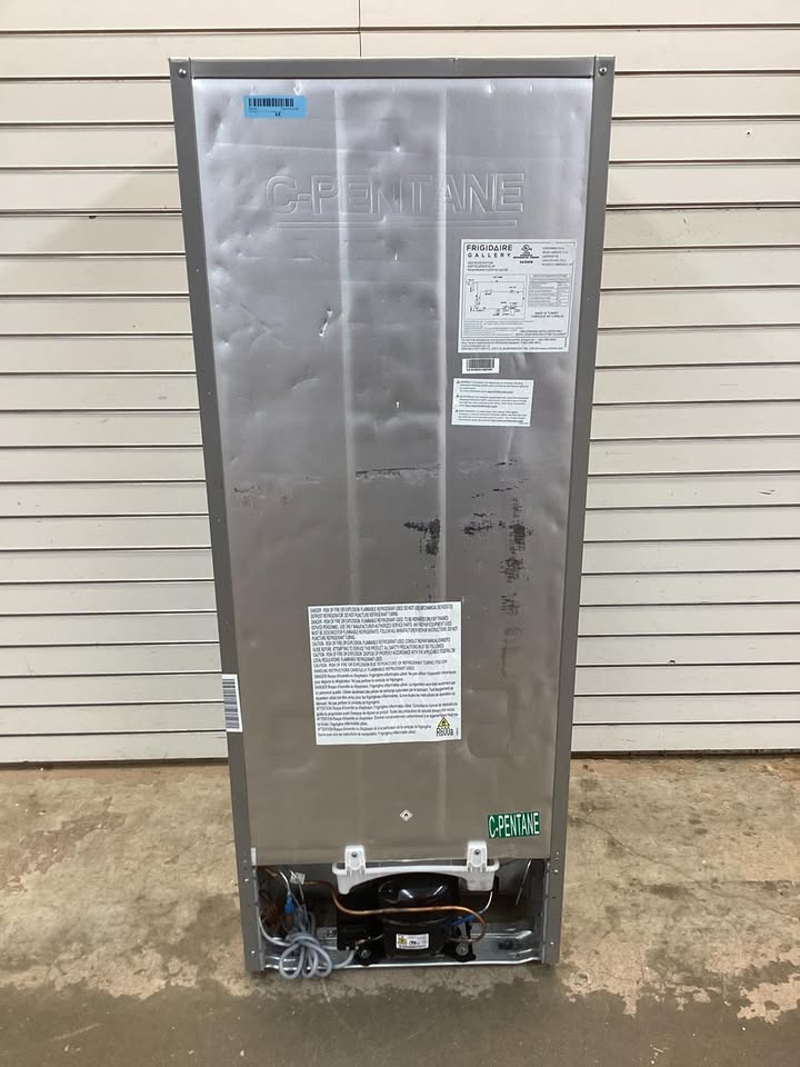 Lightly Used Frigidaire Gallery 7.5 Cu. Ft. Top Mount Fridge