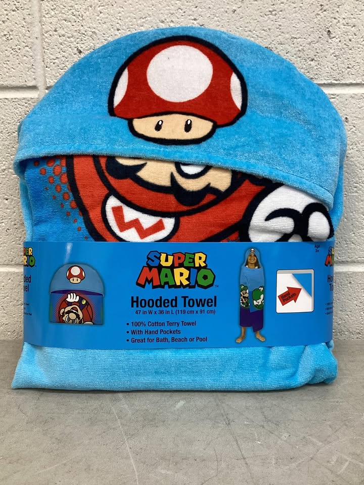 Mario 100% Cotton Hooded Towel With Hand Pockets