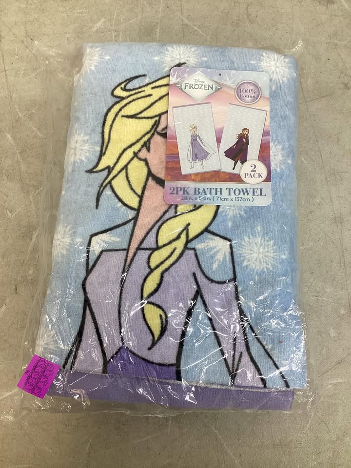 Frozen 2-Pack 100% Cotton Bath Towels, 28" x 54"