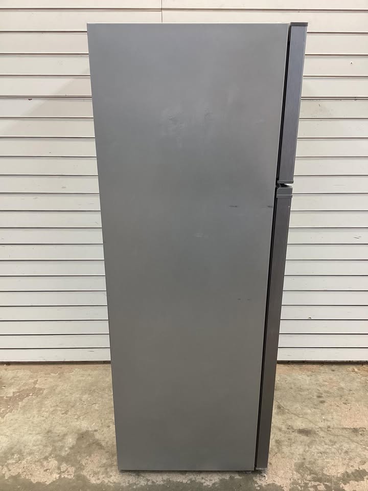 Lightly Used Frigidaire Gallery 7.5 Cu. Ft. Top Mount Fridge