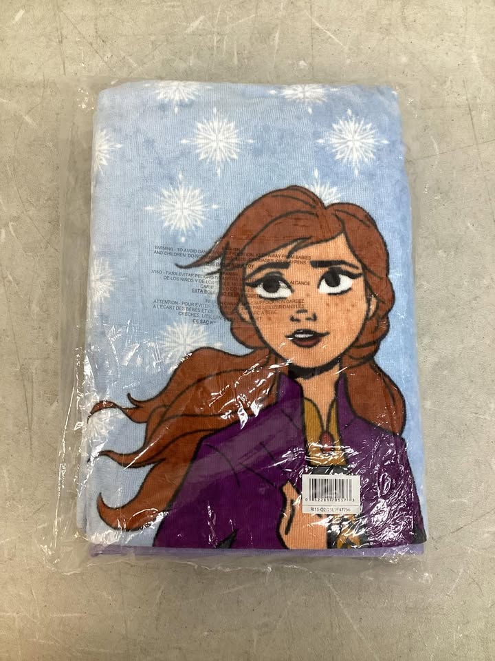 Frozen 2-Pack 100% Cotton Bath Towels, 28" x 54"
