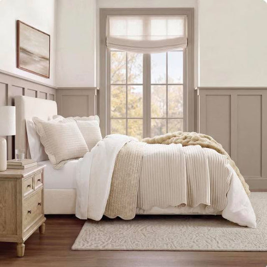 Member’s Mark 3-Piece Chenille Scallop Quilt Set