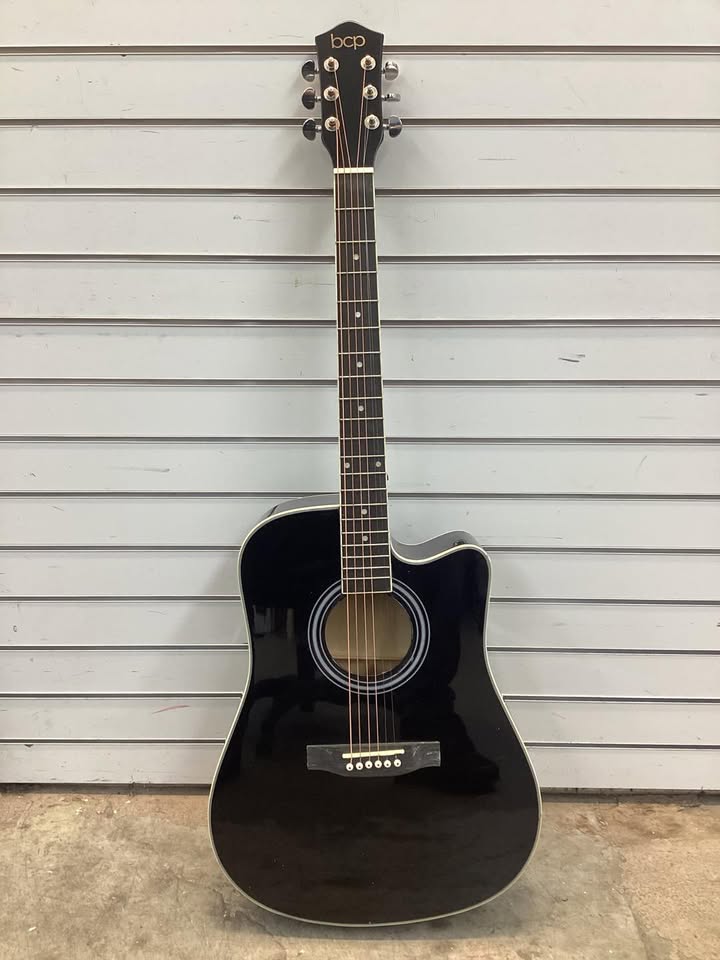 Full Size Beginner Acoustic Guitar Set with Case, Strap, Capo - 41in