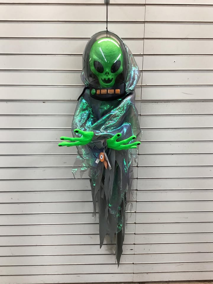 Hyde and Eek Alien Ghoul 5ft Hanging Decoration with Light and Sound