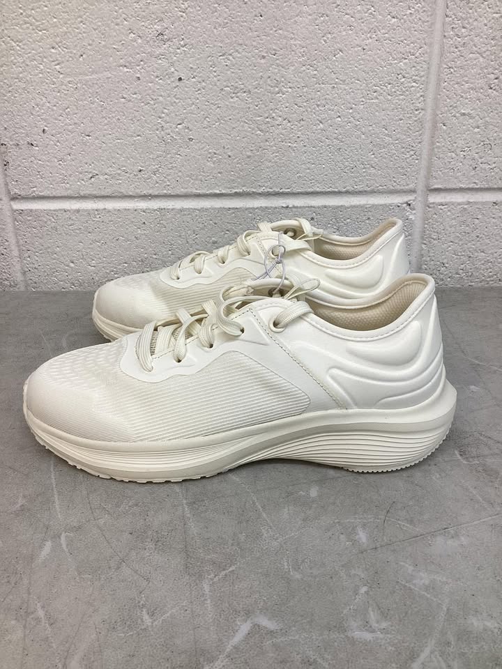 Outdoor Voices Women's Sneaker Size 10