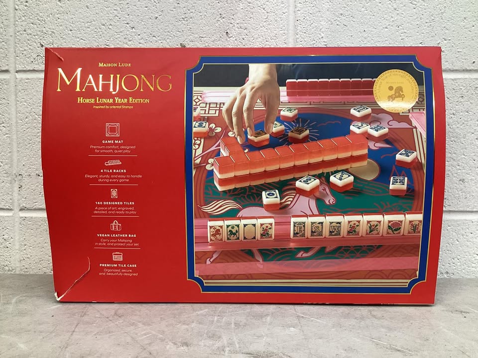 Deluxe Acrylic Horse Lunar New Year Mahjong Starter Kit