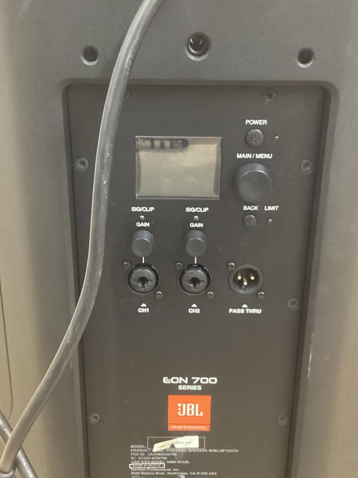 Lightly Used JBL EON715 15" 1,300W Powered Loudspeaker