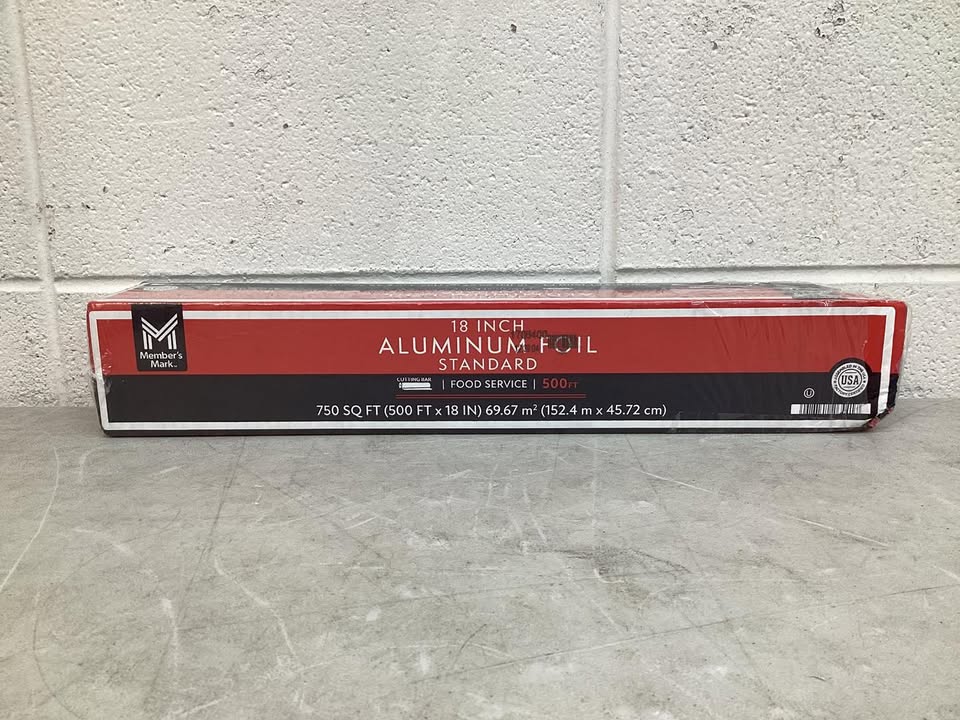 Member's Mark Standard Foodservice Aluminum Foil 18" x 500 ft.