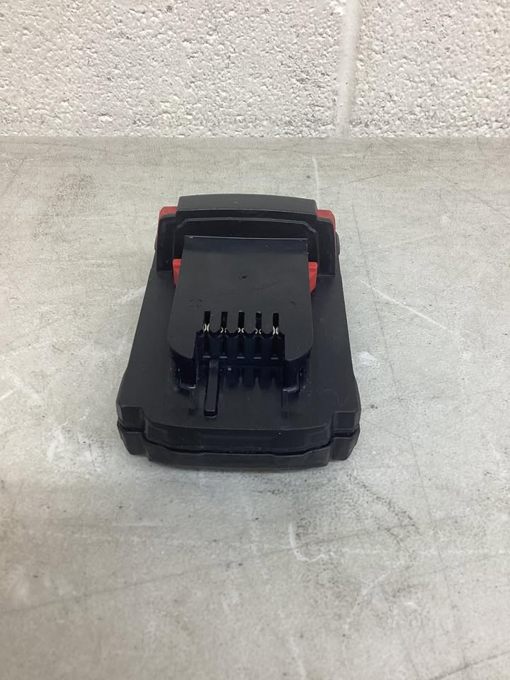 Lightly Used Milwaukee M18 18-Volt Lithium-Ion Compact Battery Pack 1.5Ah
