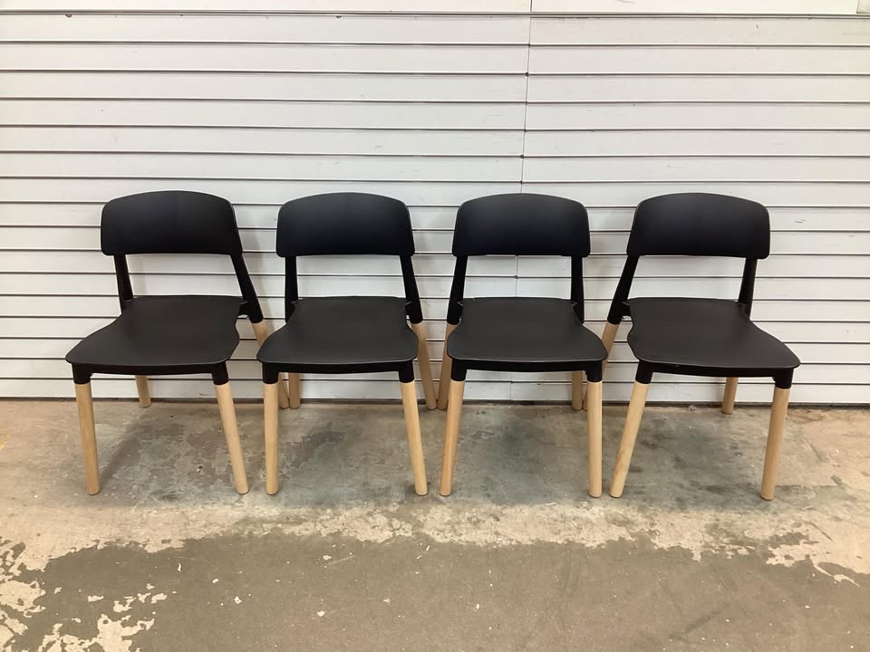 Giantex Wooden Dining Chairs Set of 4, Modern Dining Side Chairs Set w/Ergonomic Backrest, Wide Seat & Sturdy Wooden Legs