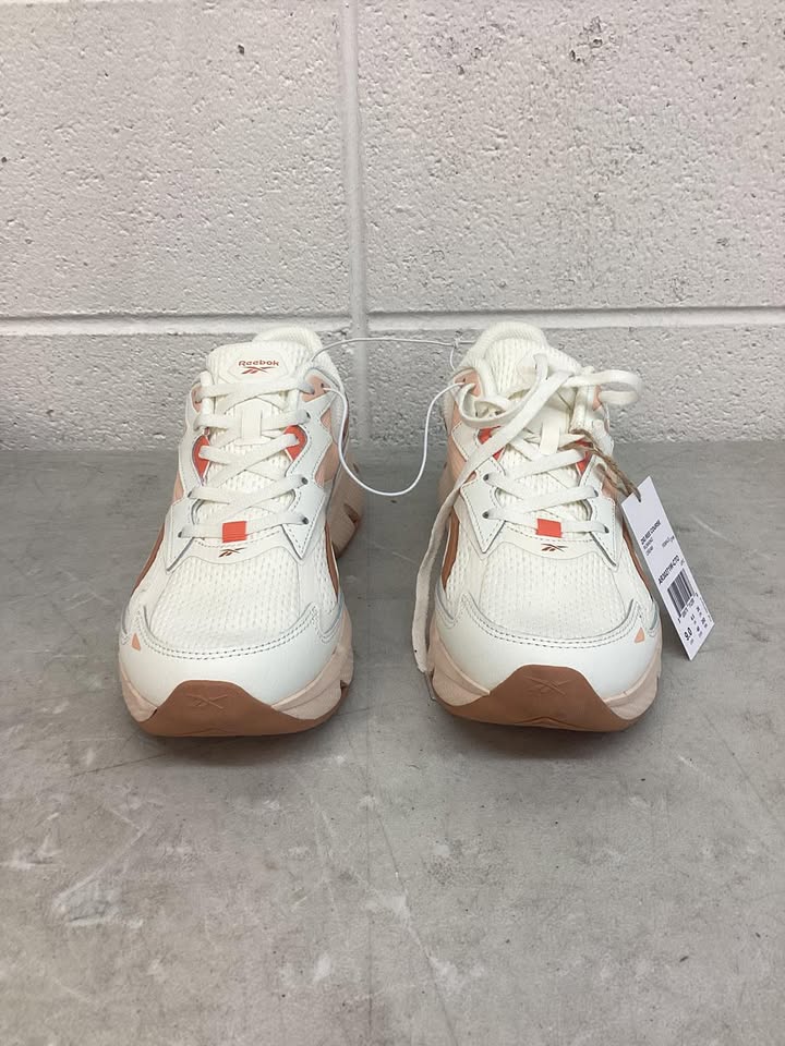 Reebok Women's Zig Recourse Running Sneaker Size 9