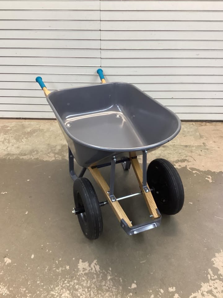 Yardworks Steel Tray 2-Wheel Garden Wheelbarrow, 6-cu-ft