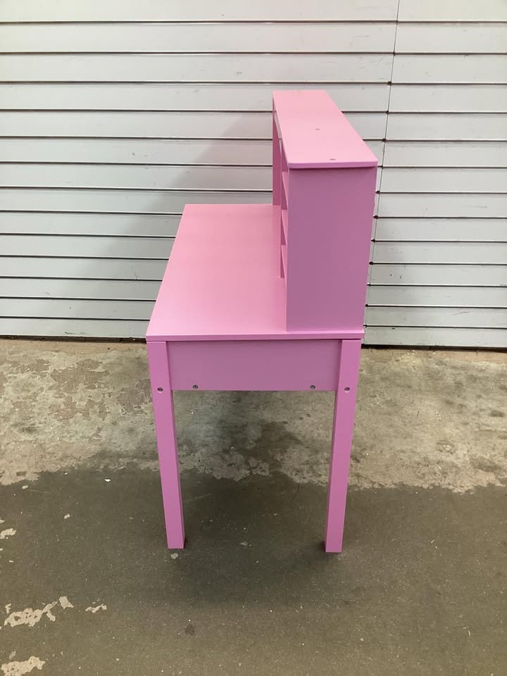 Costway Kids Desk and Chair Set with Hutch and Bulletin Board