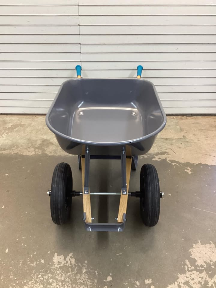 Yardworks Steel Tray 2-Wheel Garden Wheelbarrow, 6-cu-ft