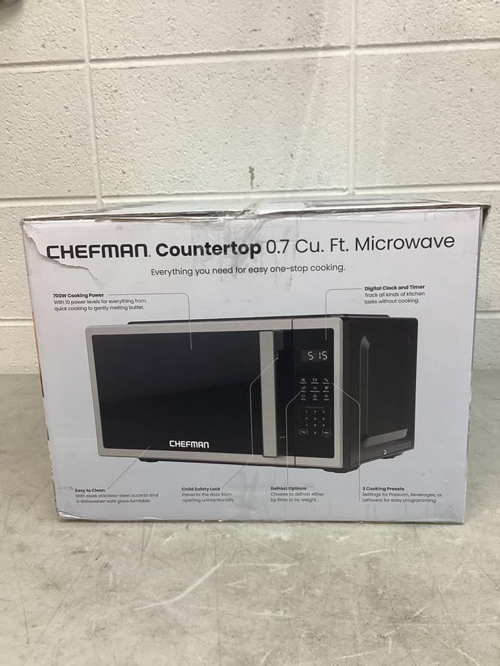 Chefman 0.7 Cu. Ft. Countertop Microwave Oven, 700W