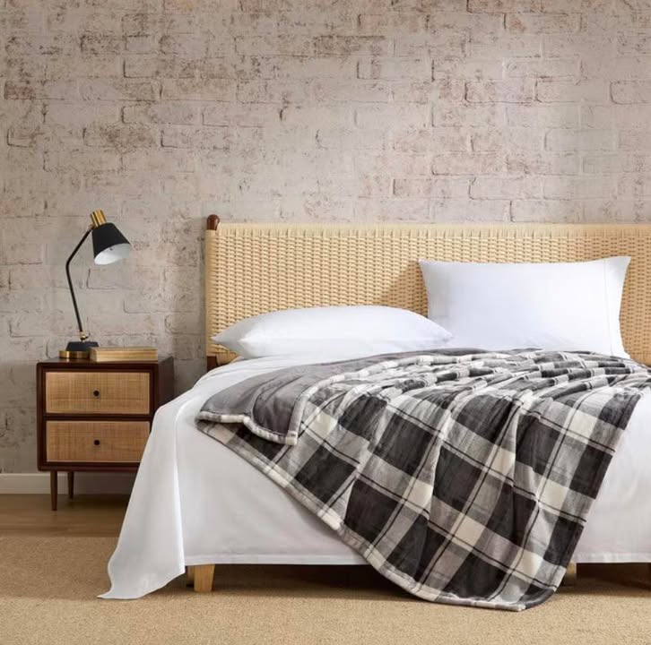 Eddie Bauer Reversible Plaid Heated Plush Throw Blanket, 60"x70"