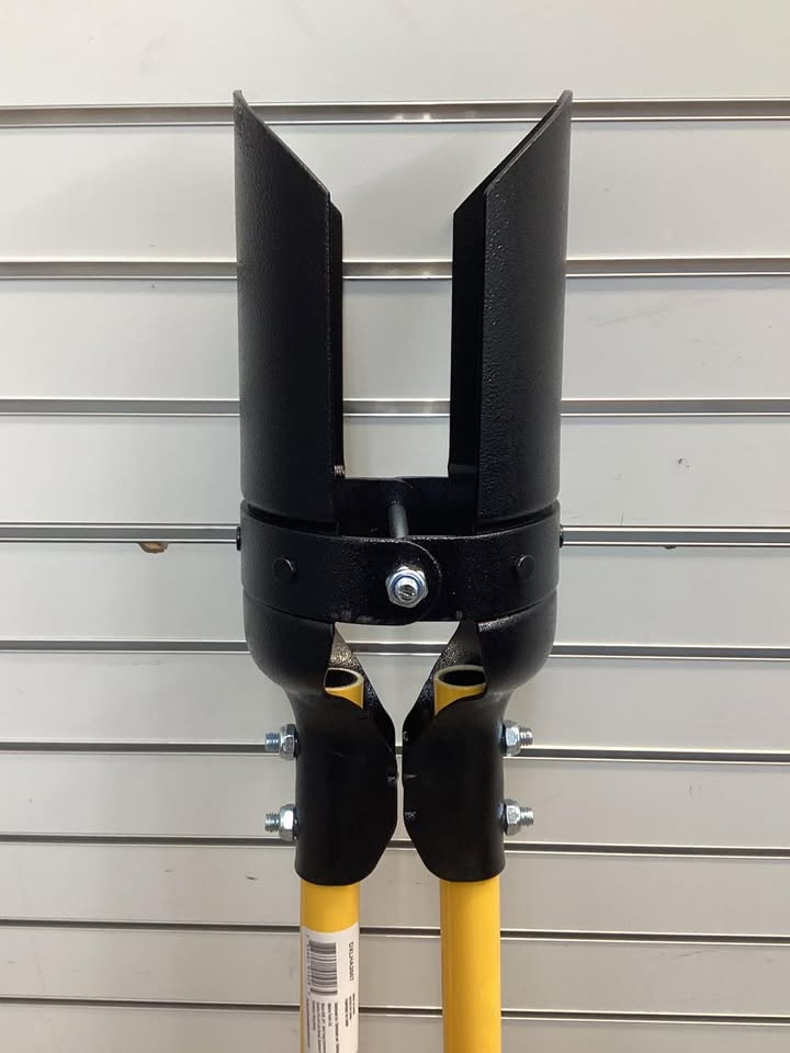 Dewalt 46 in. Fiberglass Handle Post Hole Digger
