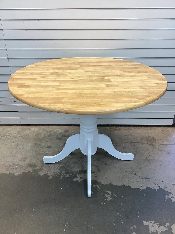 Costway Wooden Dining Table with Round Tabletop and Trestle Legs