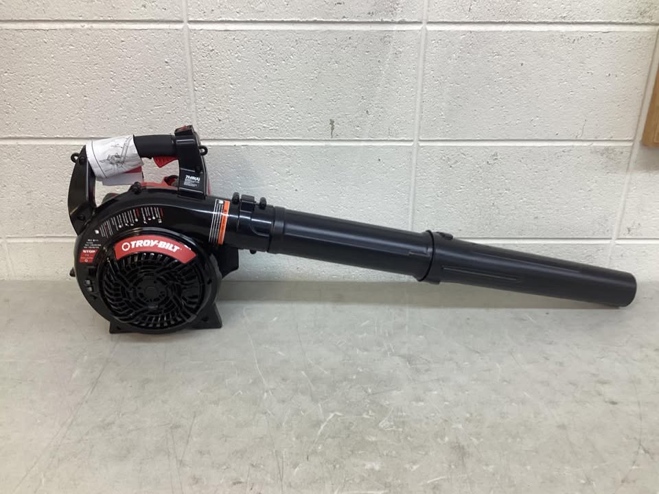 Troy-Bilt TB272V 150 MPH/450 CFM 27cc Gas Handheld Leaf Blower and Vacuum