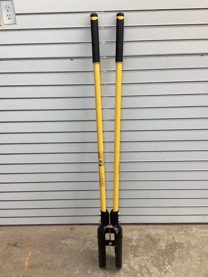 Dewalt 46 in. Fiberglass Handle Post Hole Digger