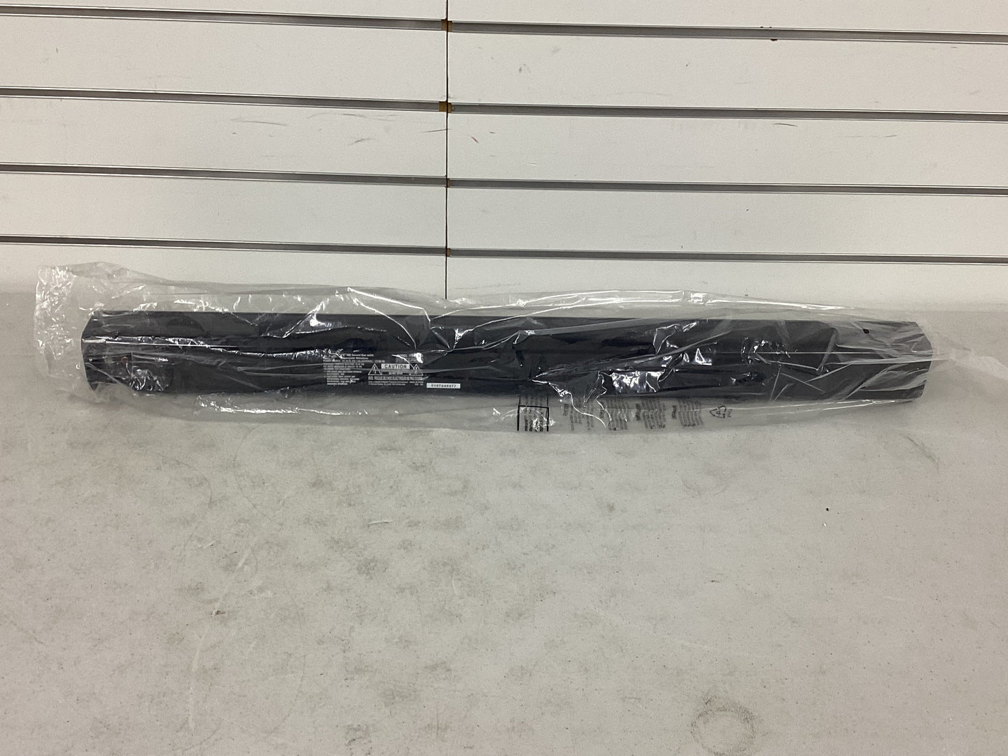 iLive 29 inch HD Sound Bar with Bluetooth ITB037BO