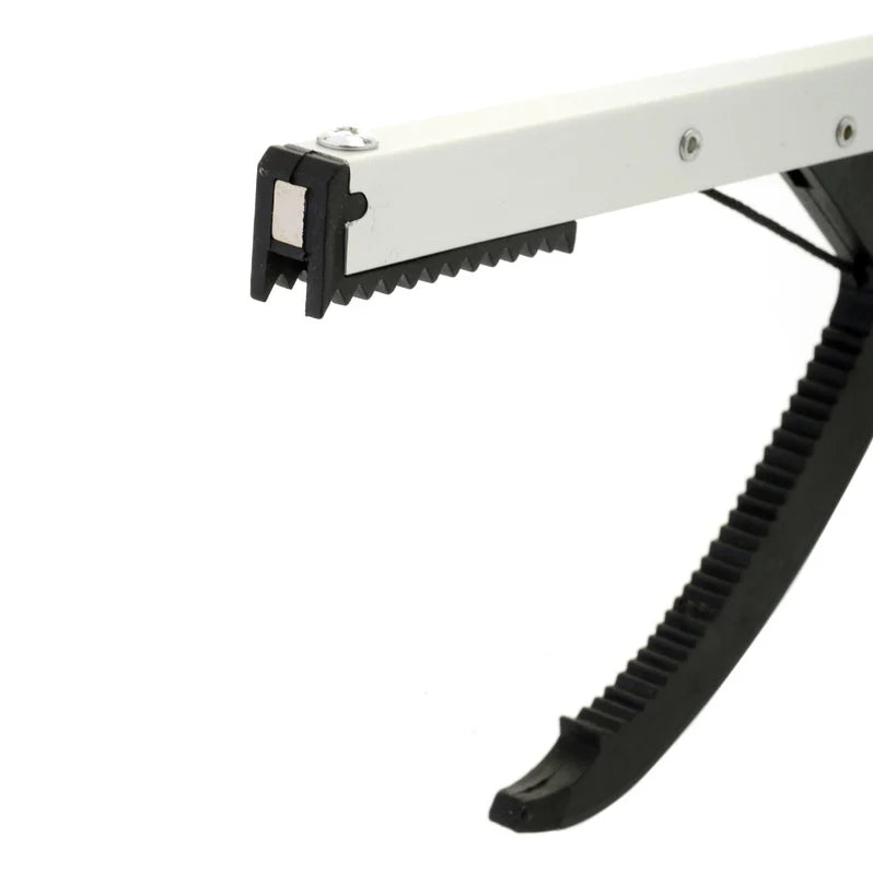 Medic Therapeutics 2-Pack Extra Long Reacher Grabber Tool w/Magnetic Tip